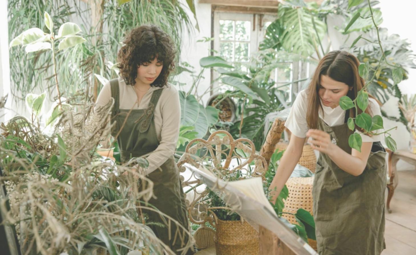 Elegant corporate gala floral arrangements with cascading designs